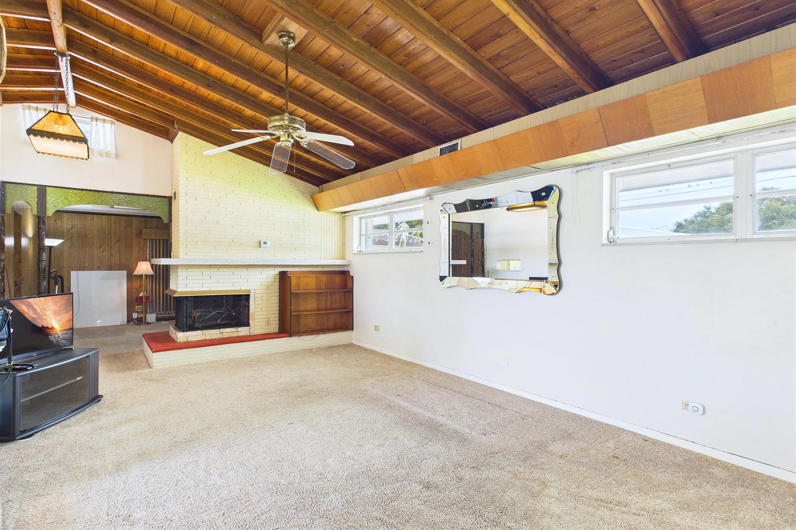 1719 N 44th Avenue, Hollywood FL 33021 photo 4