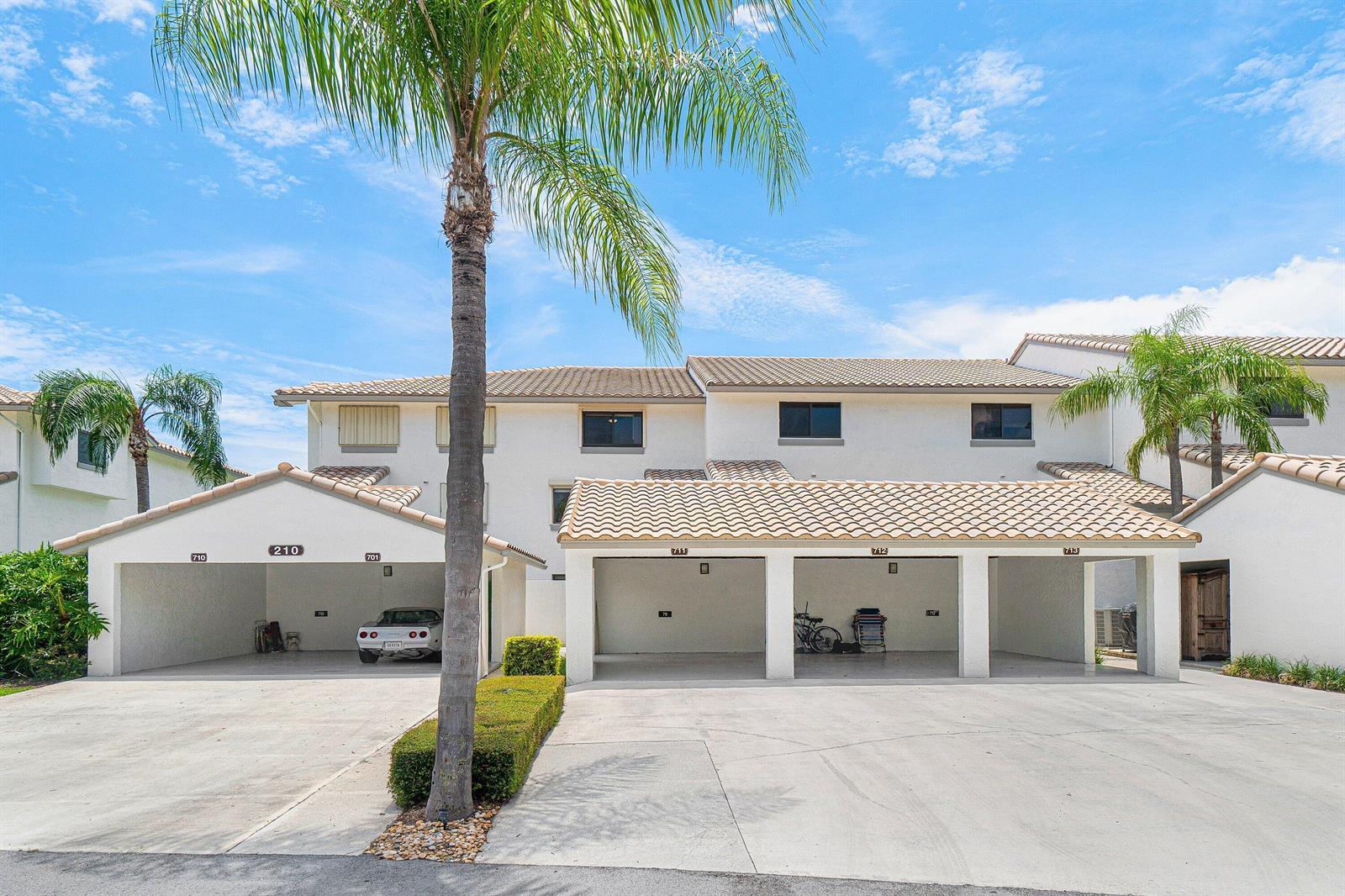 210 Captains Walk # 711, Delray Beach FL 33483 photo 2