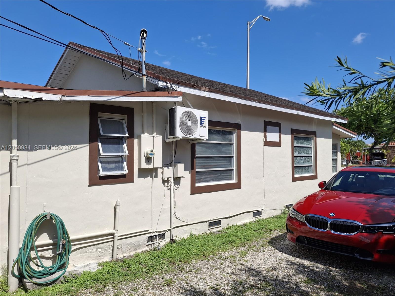 233 E 15th St, Hialeah FL 33010 photo 5