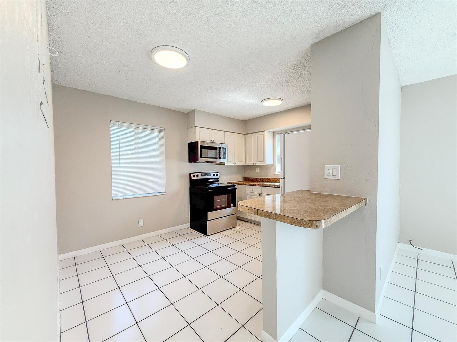 1025 NE 17th Avenue # 1, Fort Lauderdale FL 33304 photo 4