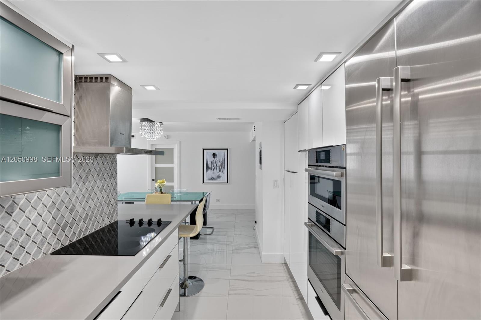 6039 Collins Ave # 1624, Miami Beach FL 33140 photo 5
