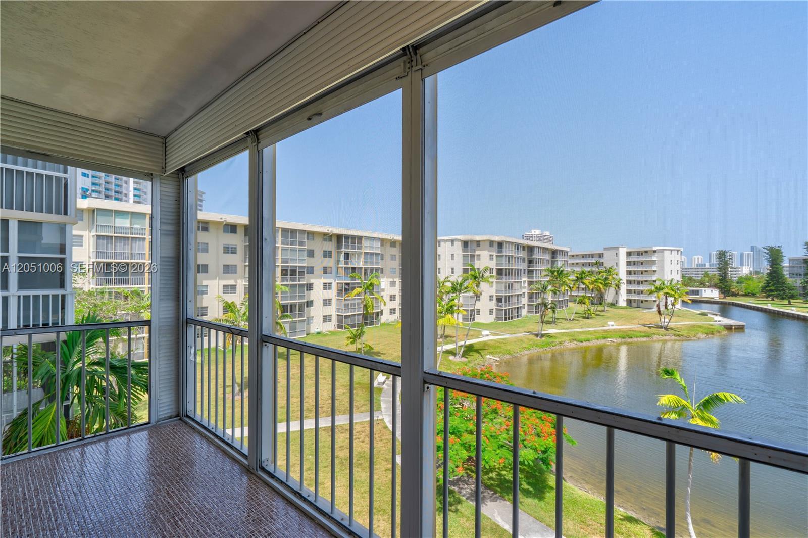 2851 Leonard Dr # J402, Aventura FL 33160 photo 4