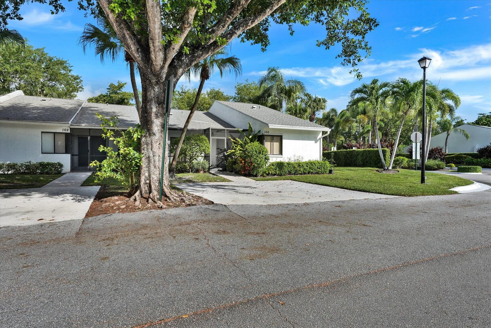 100 Sunshine Boulevard, Royal Palm Beach FL 33411 photo 2