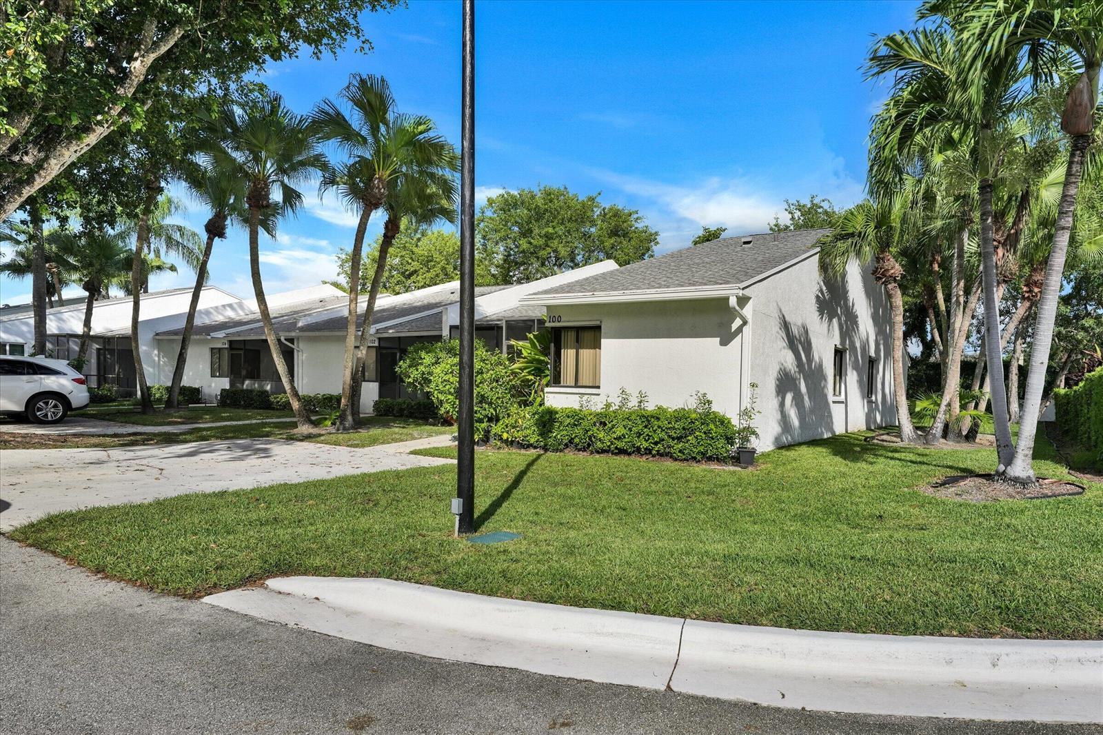 100 Sunshine Boulevard, Royal Palm Beach FL 33411 photo 4