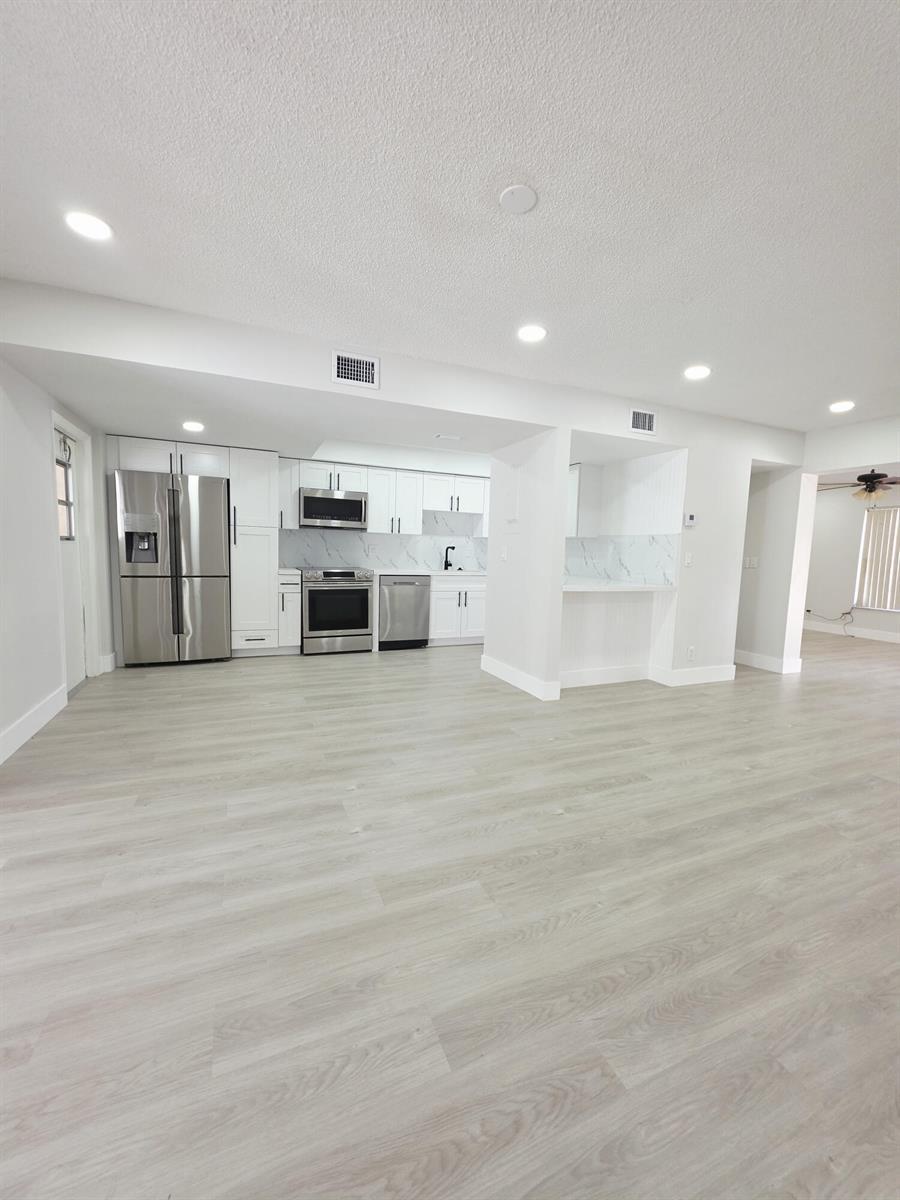 8090 NW 12th Street # D, Margate FL 33063