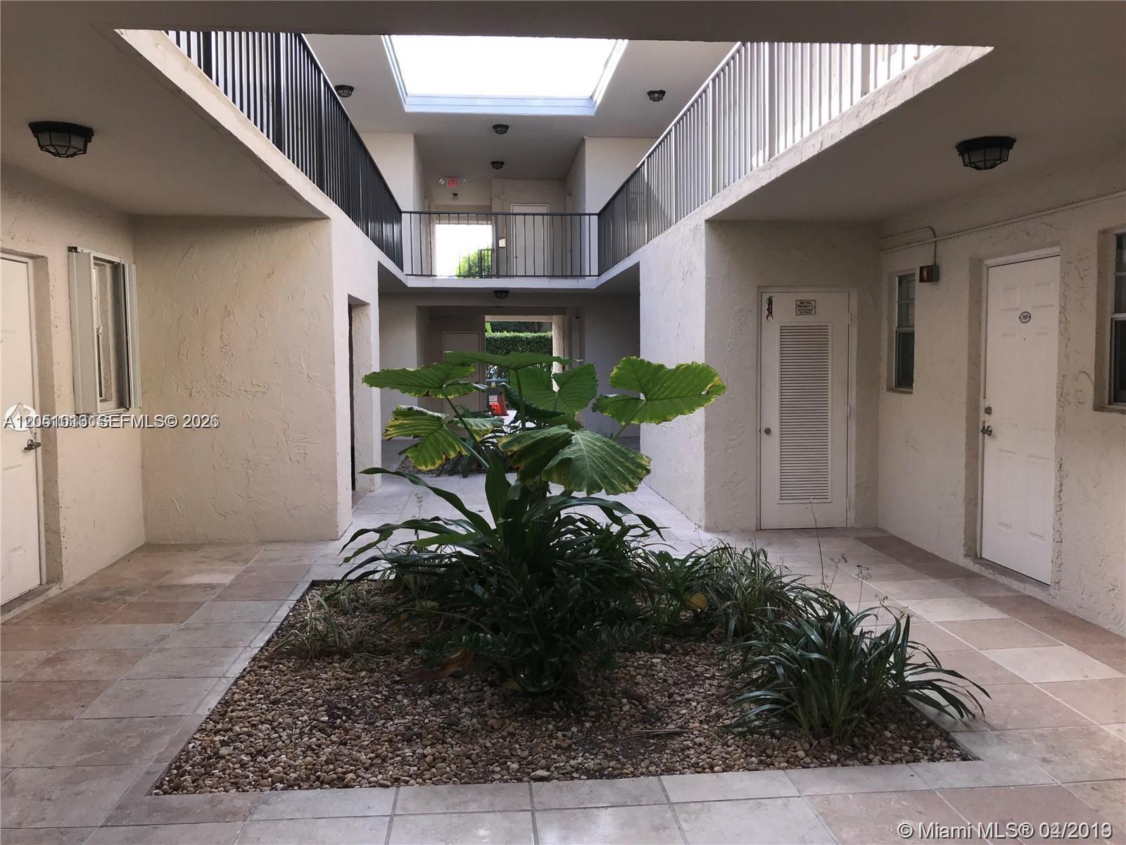 6715 N Kendall Dr # 707, Pinecrest FL 33156 photo 3