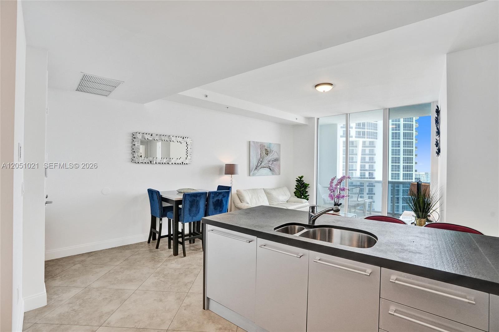 18201 Collins Ave # 4705, Sunny Isles Beach FL 33160 photo 2