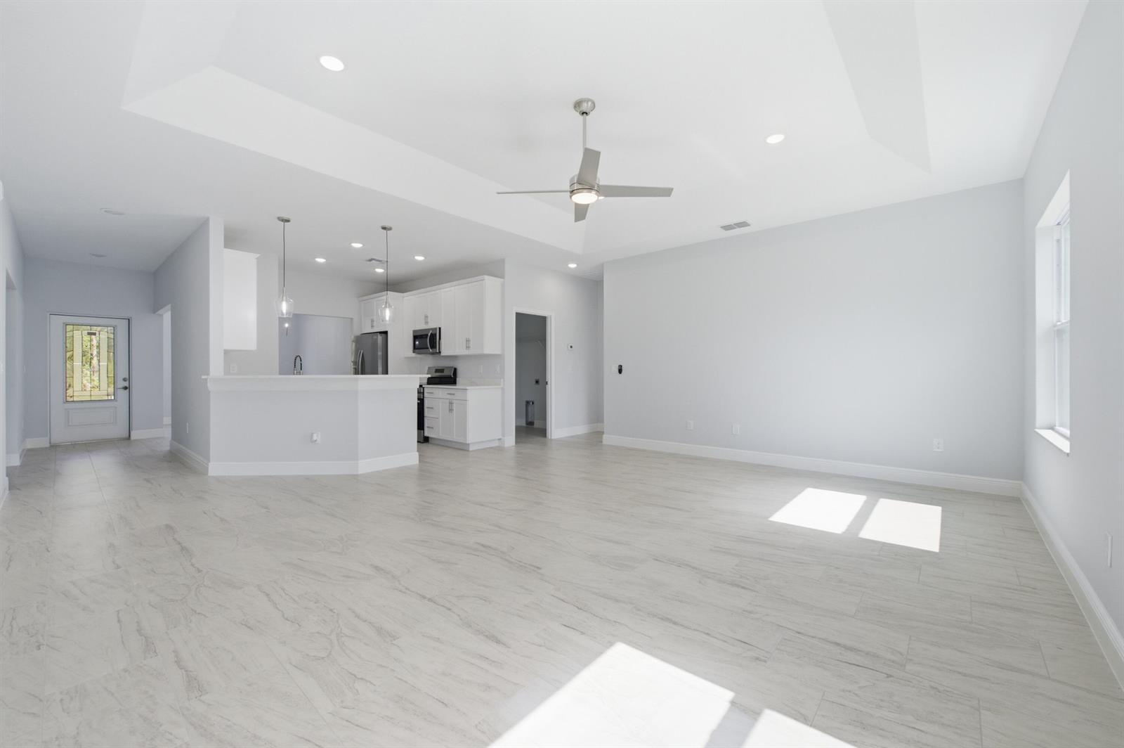 9366 103rd Court, Vero Beach FL 32967 photo 3