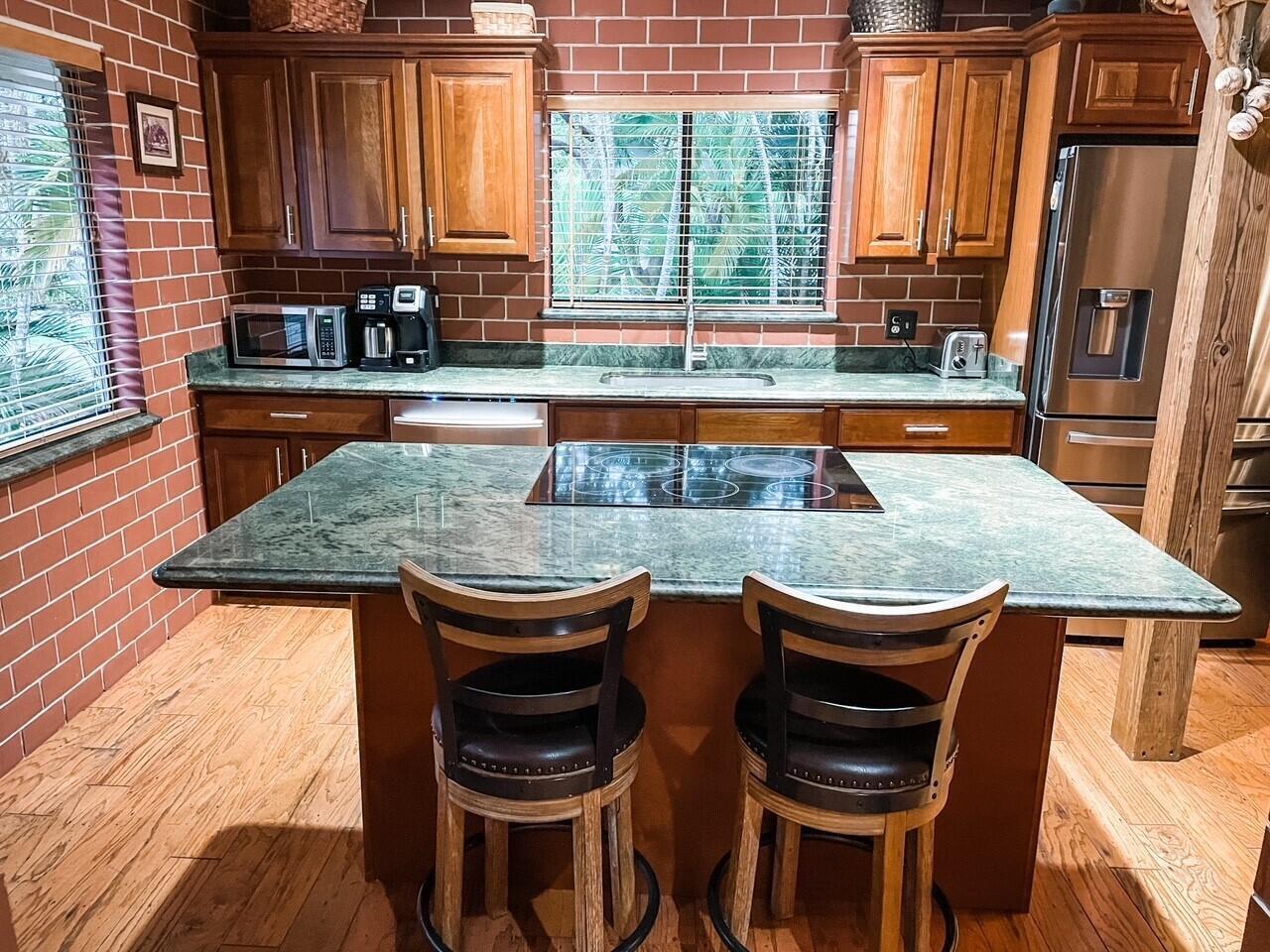 25 Lexington Lane W, Palm Beach Gardens FL 33418 photo 3