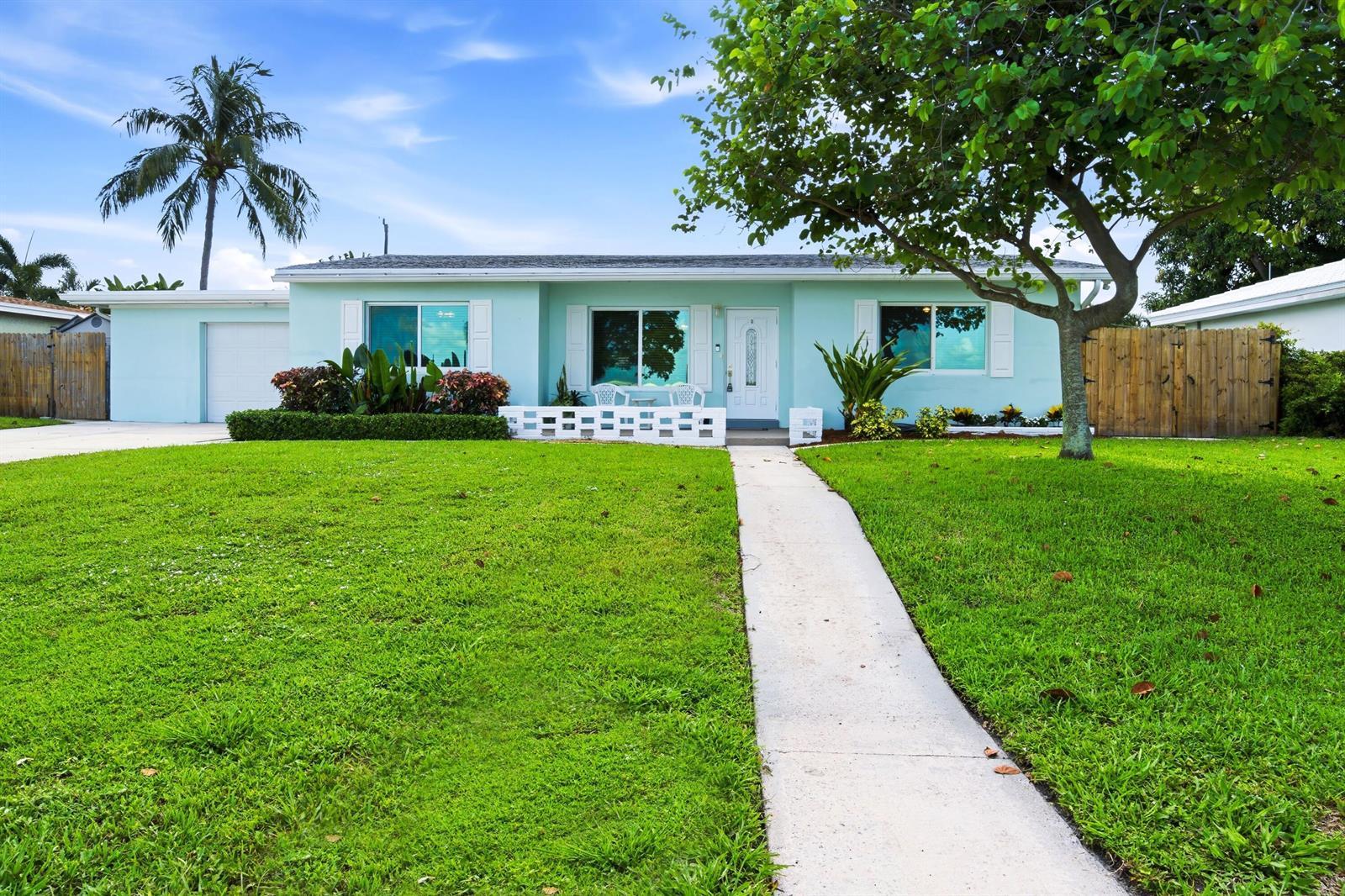 5920 Lake Osborne Drive, Lake Worth FL 33461 photo 4