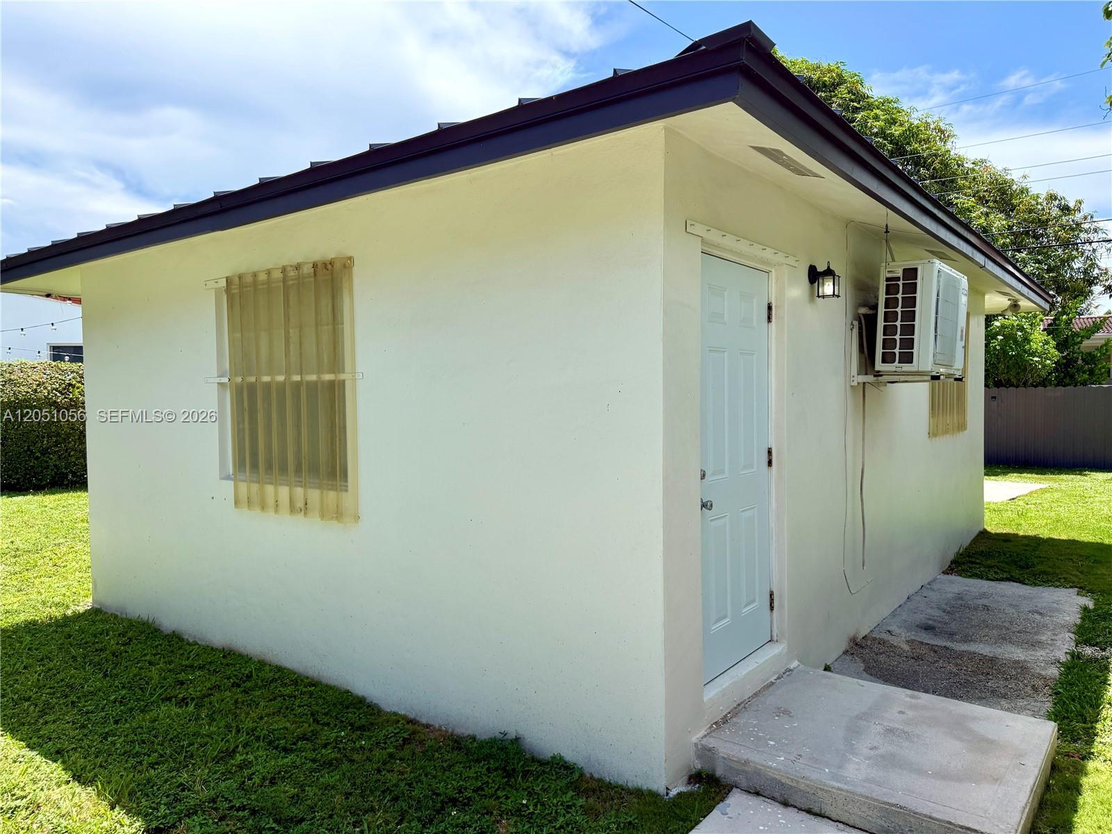 8301 SW 19th St, Miami FL 33155