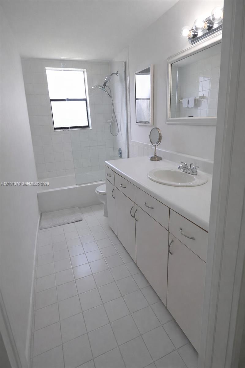 500 NE 2nd St # 221, Dania Beach FL 33004 photo 3