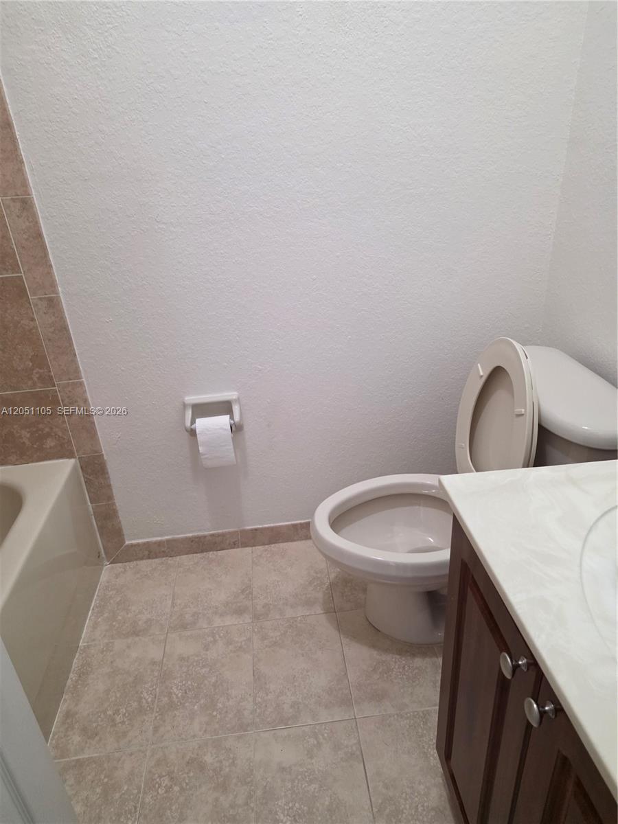 14738 SW 23rd St # 14738, Miami FL 33185 photo 2