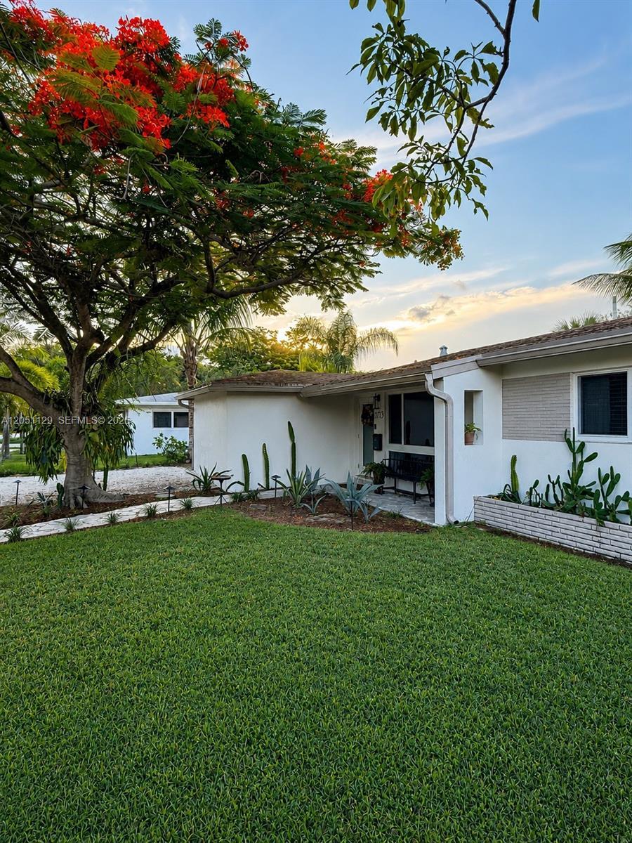 1713 SW 10th Ct, Fort Lauderdale FL 33312 photo 4