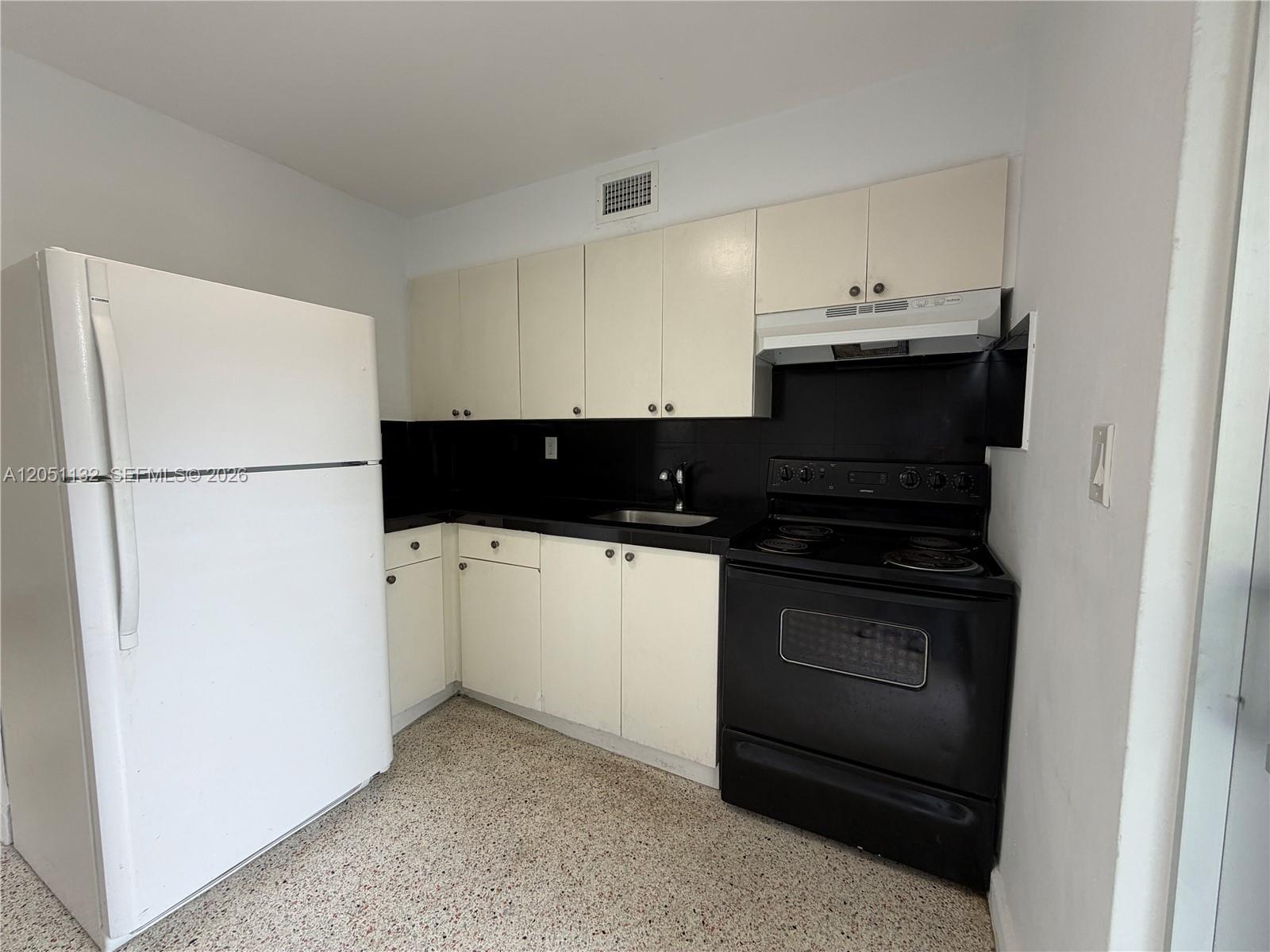 1460 SW 4th St # 6, Miami FL 33135 photo 5