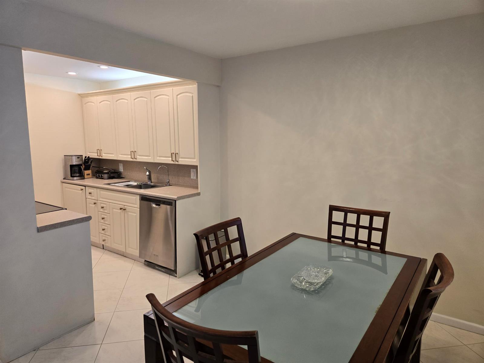 2031 Exeter, Boca Raton FL 33434 photo 4