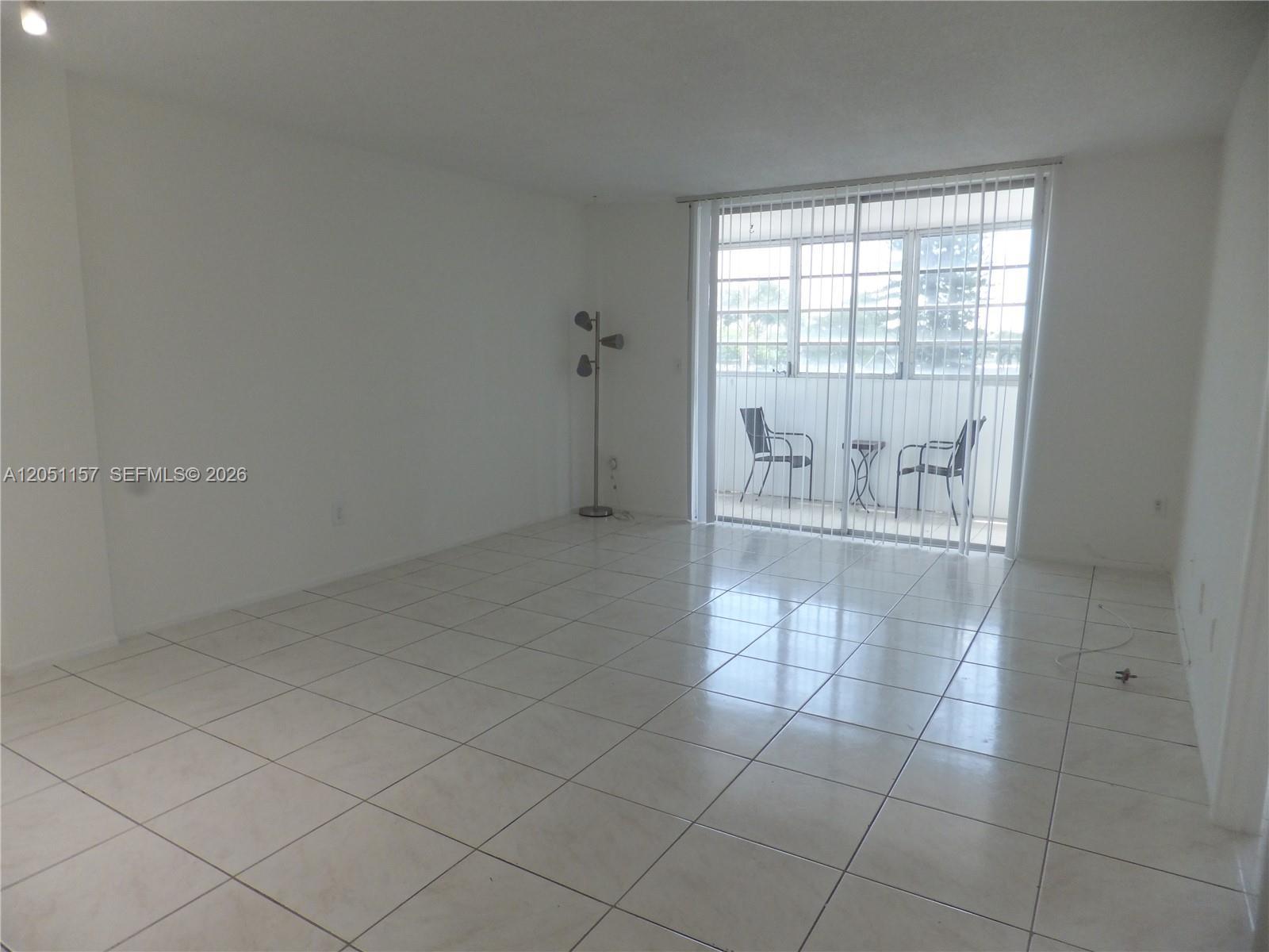 16410 Miami Dr # 209, North Miami Beach FL 33162 photo 2