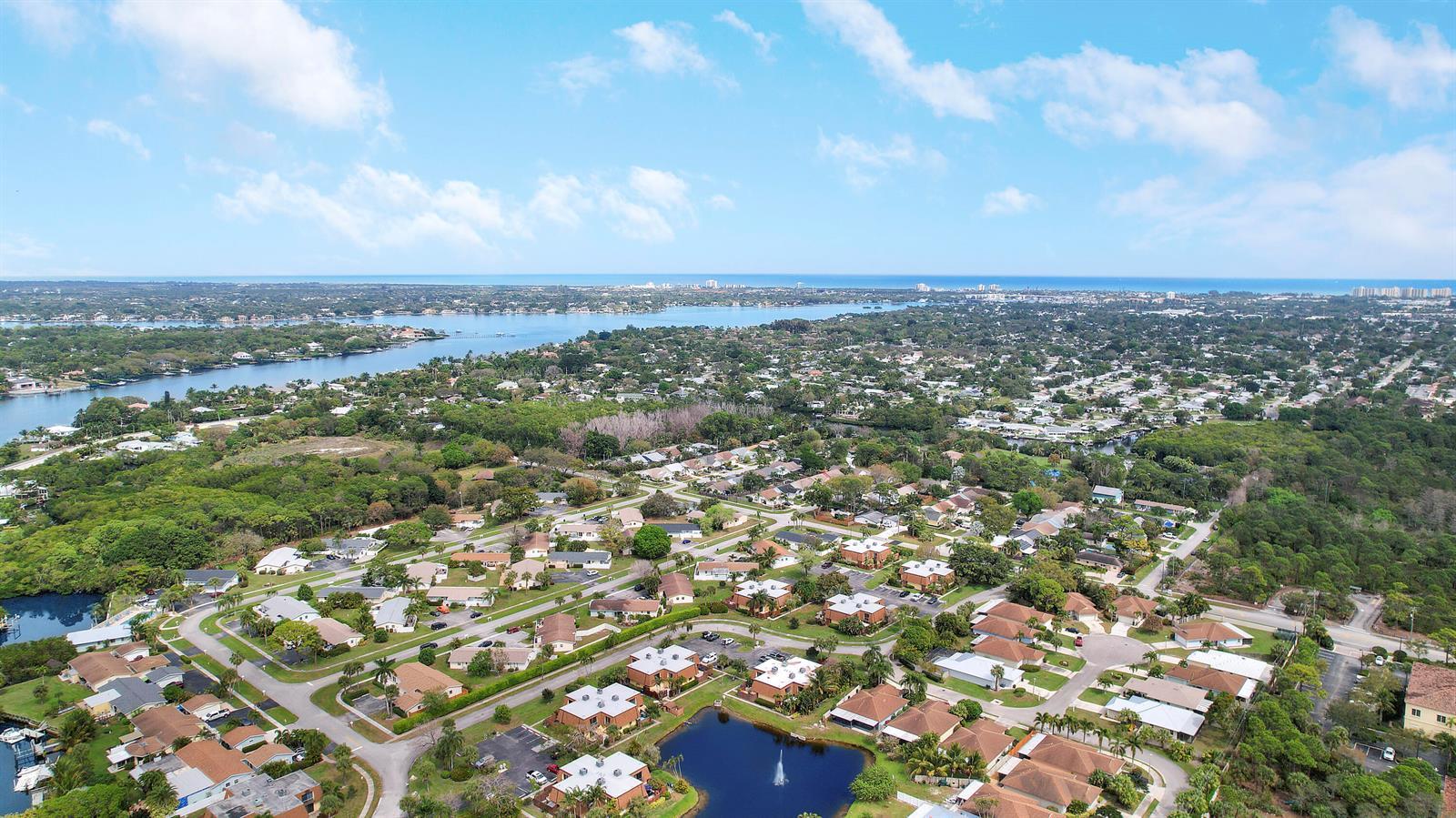 110 N Delaware Boulevard # 15d, Jupiter FL 33458