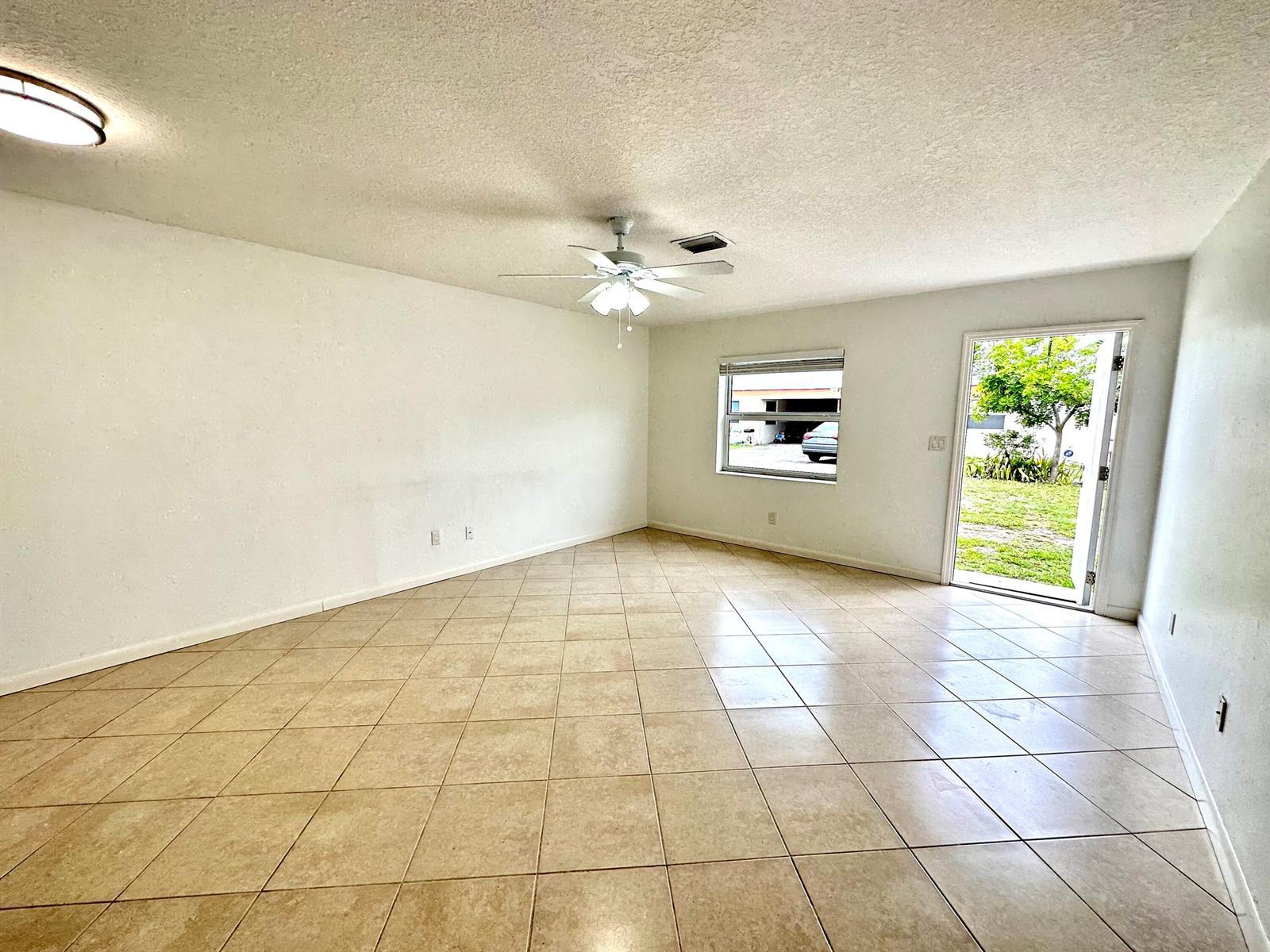 10134 Plant Drive, Palm Beach Gardens FL 33410 photo 5