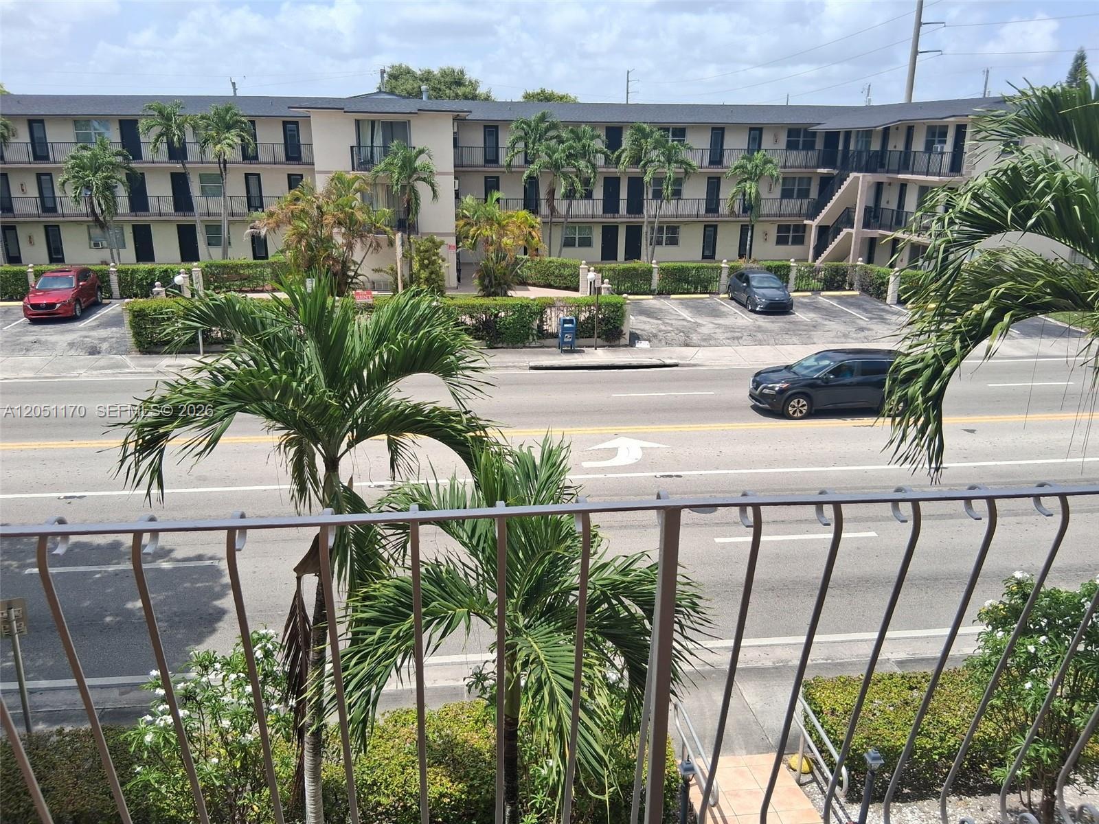 6200 W Flagler St # 305, Miami FL 33144 photo 2