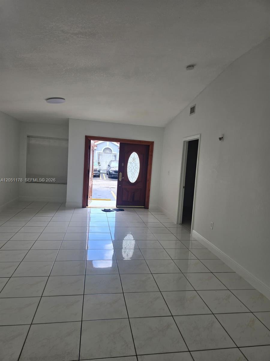 9069 NW 121st Ter # 81, Hialeah Gardens FL 33018 photo 2