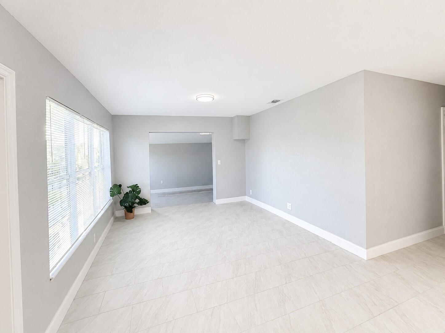 1321 W 3rd Street, Riviera Beach FL 33404 photo 3