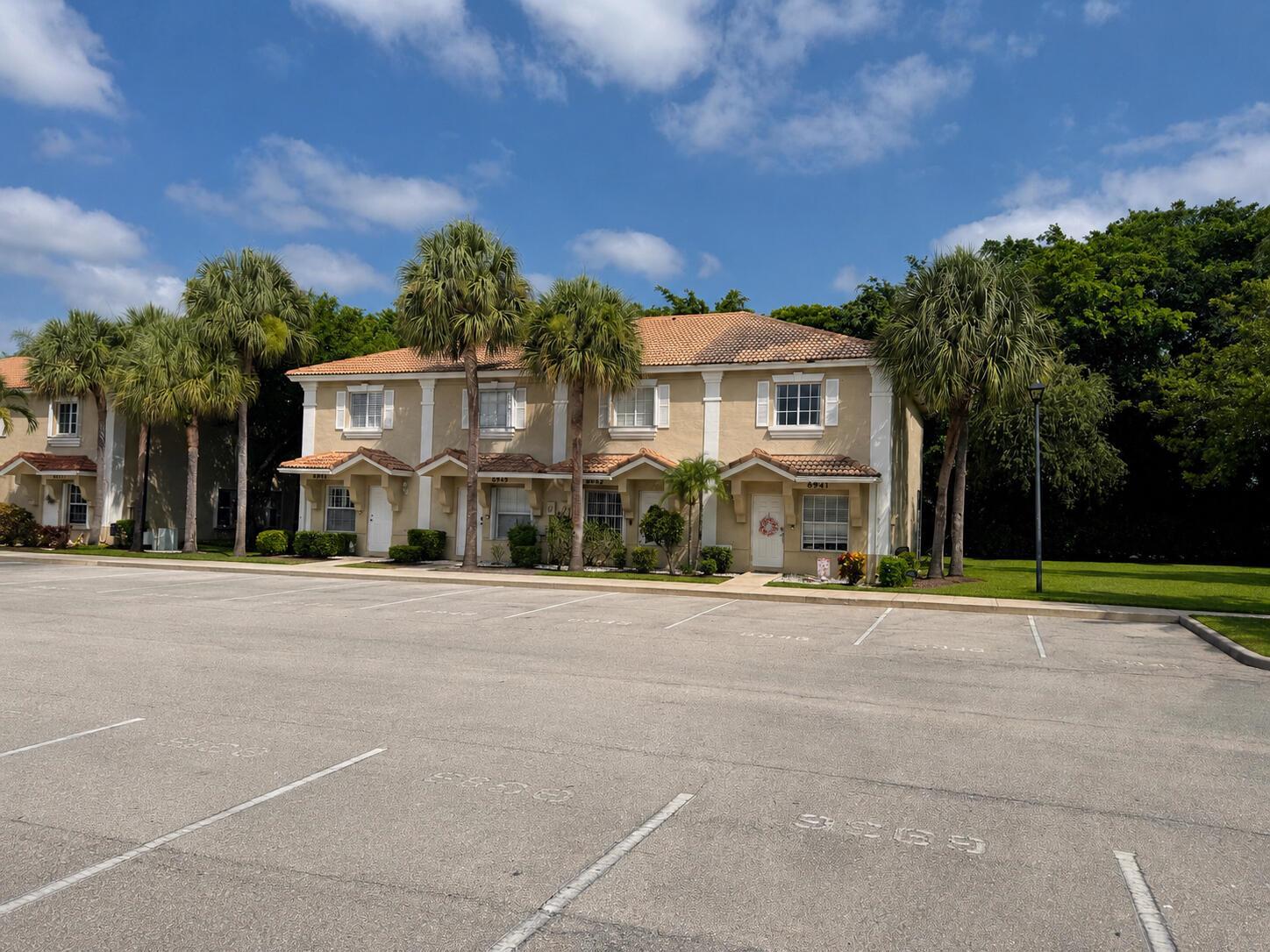 6941 Crooked Fence Drive, Lake Worth FL 33467 photo 2