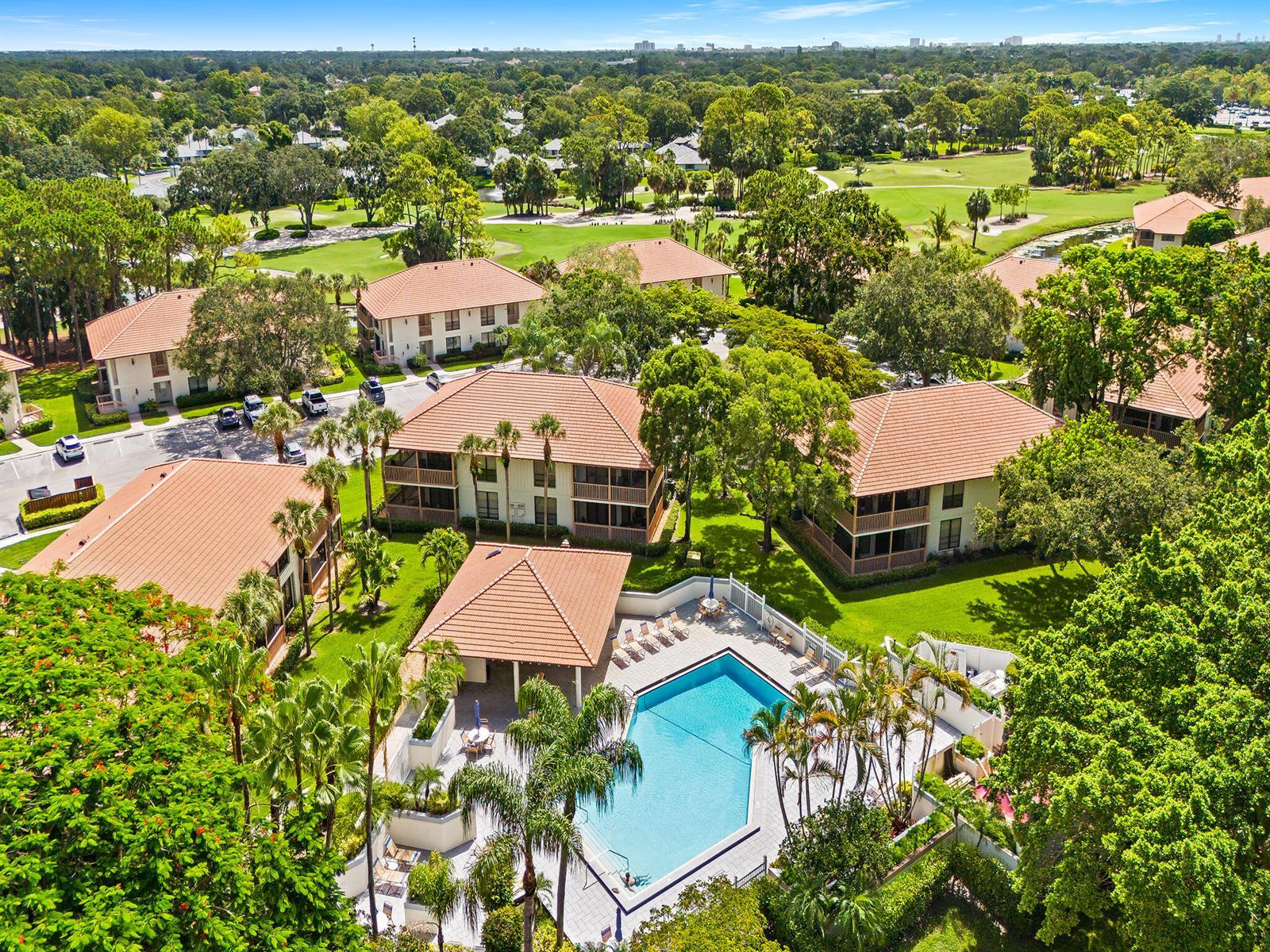 218 Brackenwood Terrace, Palm Beach Gardens FL 33418