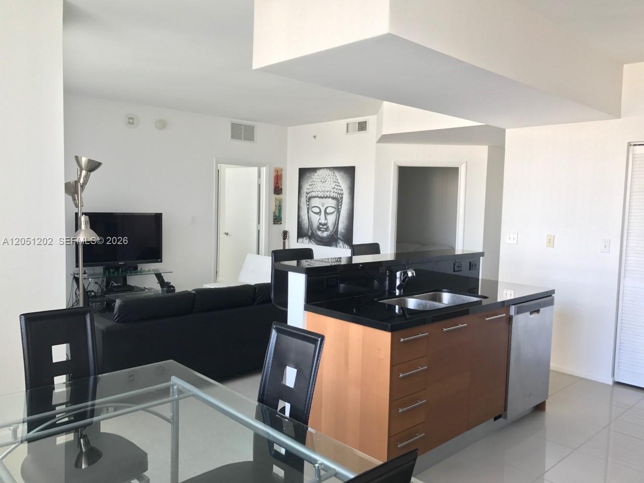 253 NE 2nd St # 1202, Miami FL 33132 photo 2
