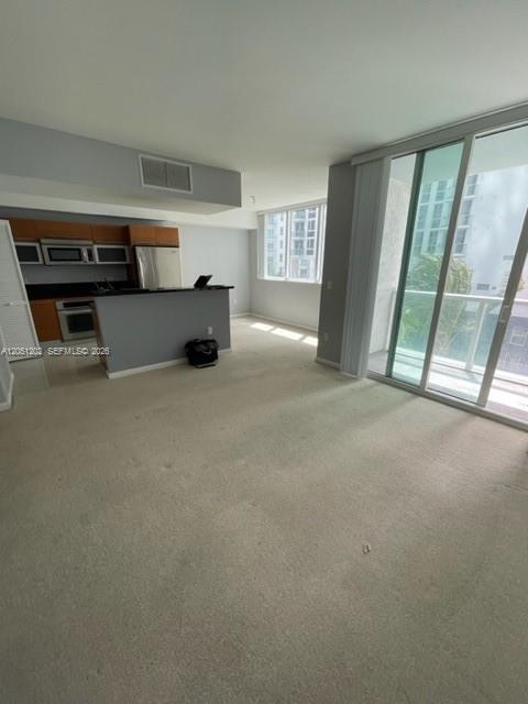 253 NE 2nd St # 1202, Miami FL 33132 photo 4