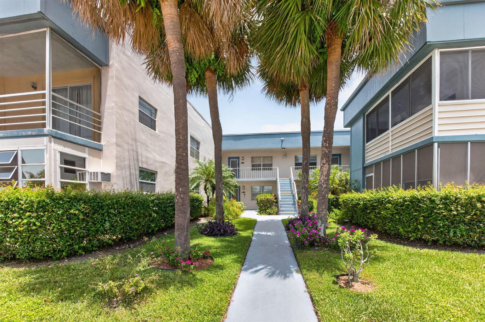 809 Normandy Q # 809, Delray Beach FL 33484
