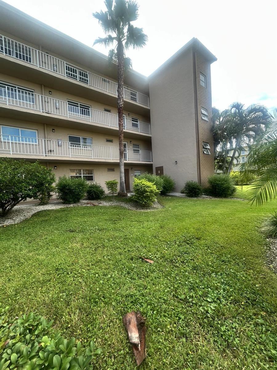 300 NE 26th Avenue # 113, Boynton Beach FL 33435 photo 2