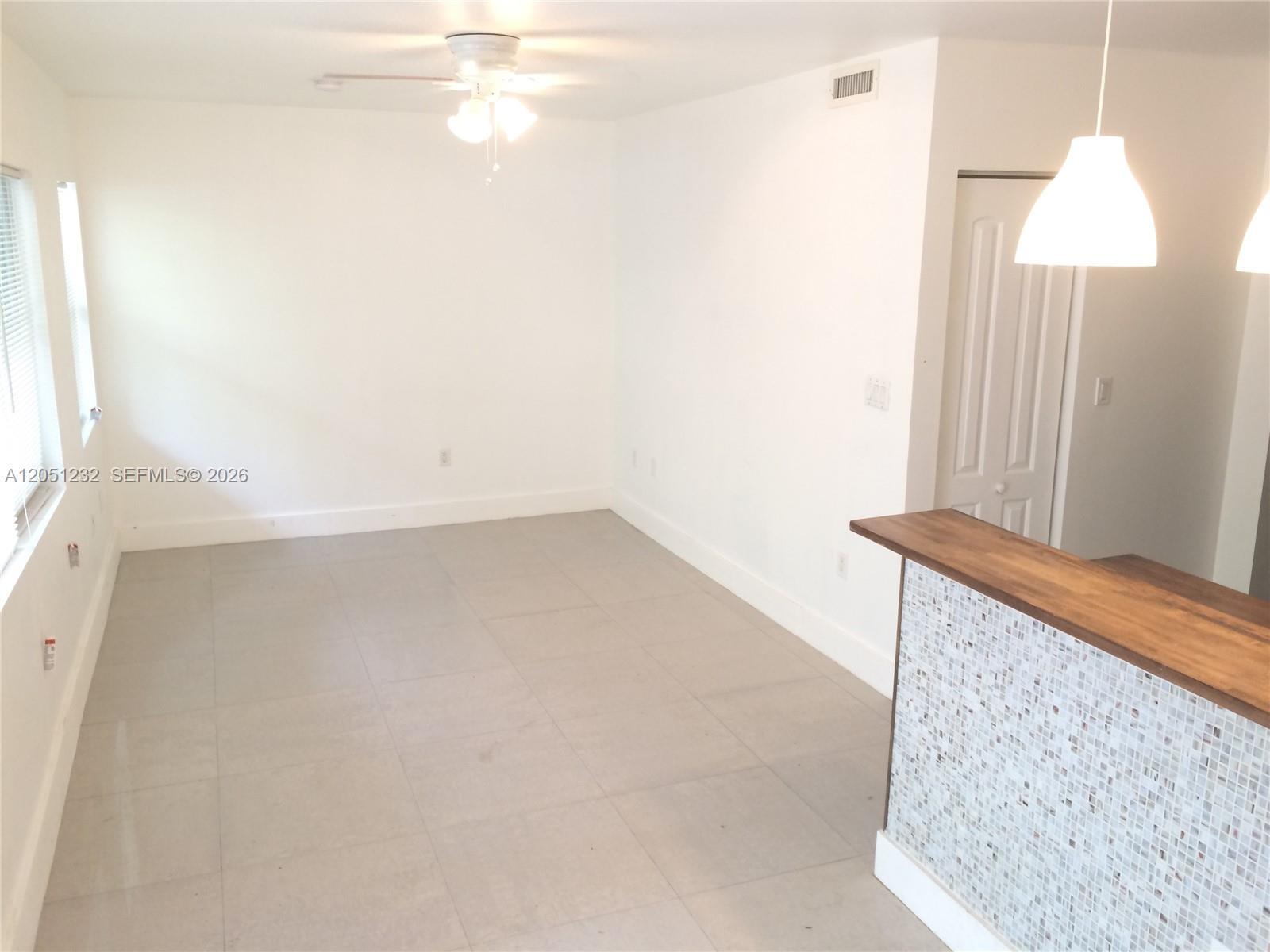 7025 RUE GRANVILLE # 1, Miami Beach FL 33141 photo 3