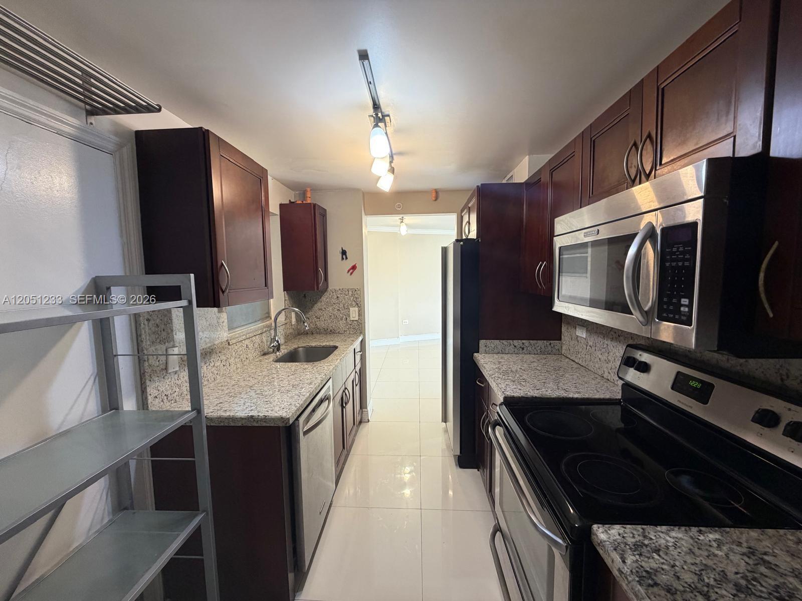 1881 Washington Ave # 6A, Miami Beach FL 33139 photo 2