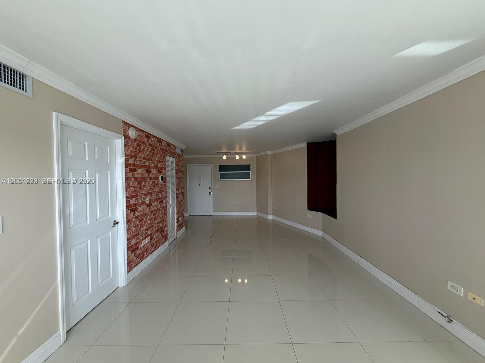 1881 Washington Ave # 6A, Miami Beach FL 33139 photo 3