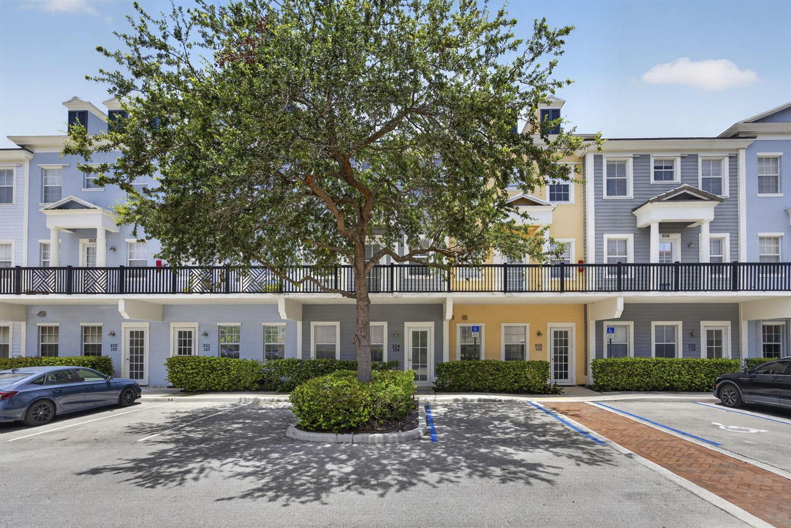 425 Greenwich Circle # 204, Jupiter FL 33458