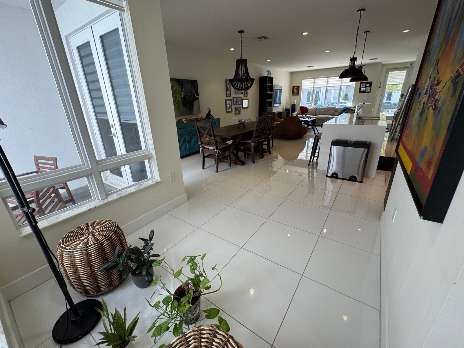 6361 NW 103rd Passage, Doral FL 33178