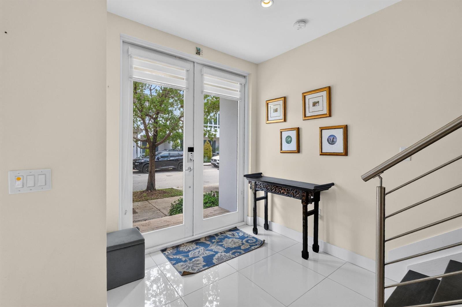 6461 NW 103rd Passage, Doral FL 33178 photo 4
