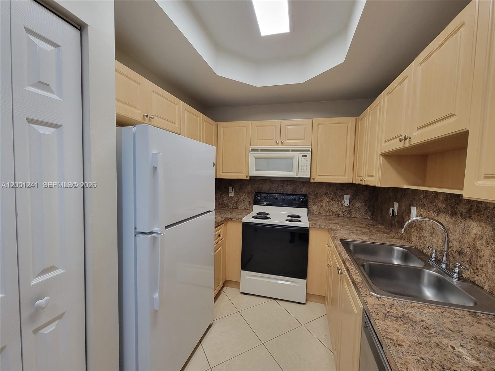 2335 Mariner Ct # 2806, Dania Beach FL 33312 photo 4
