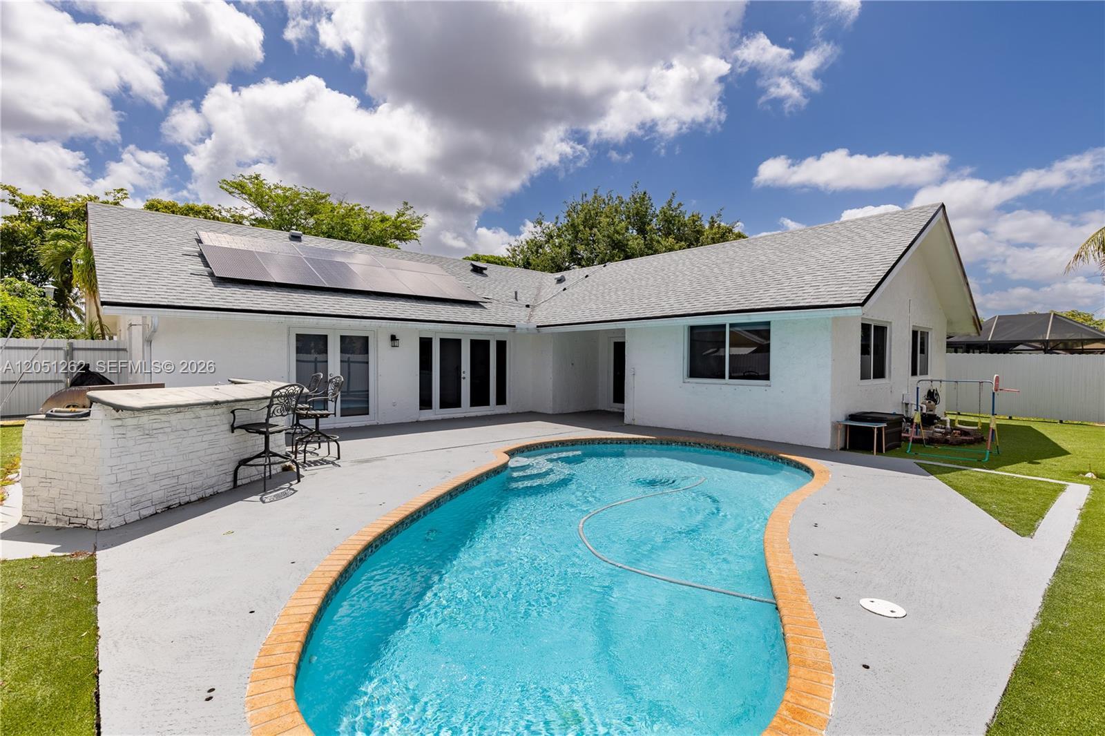 2400 NW 103rd Ave # 0, Pembroke Pines FL 33026