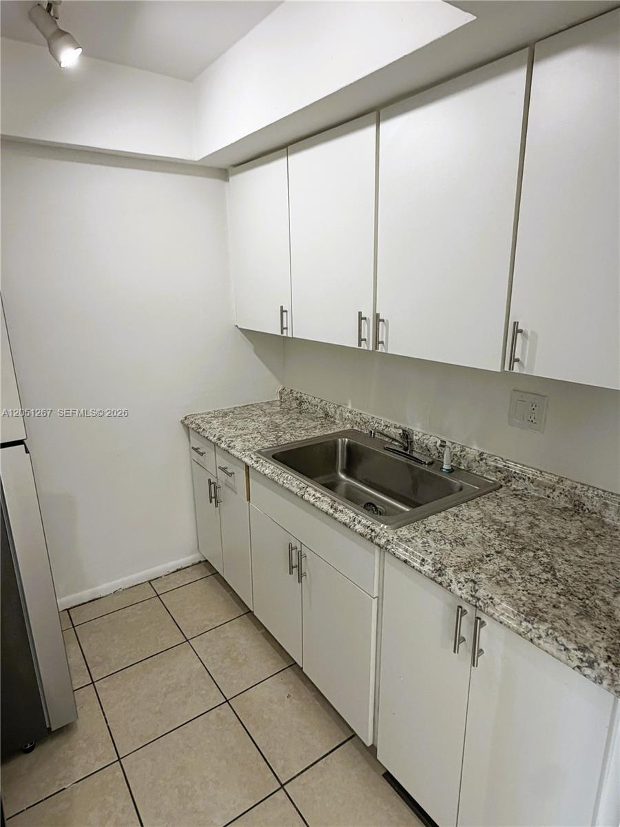 7340 SW 82nd St # C205, Miami FL 33143 photo 3