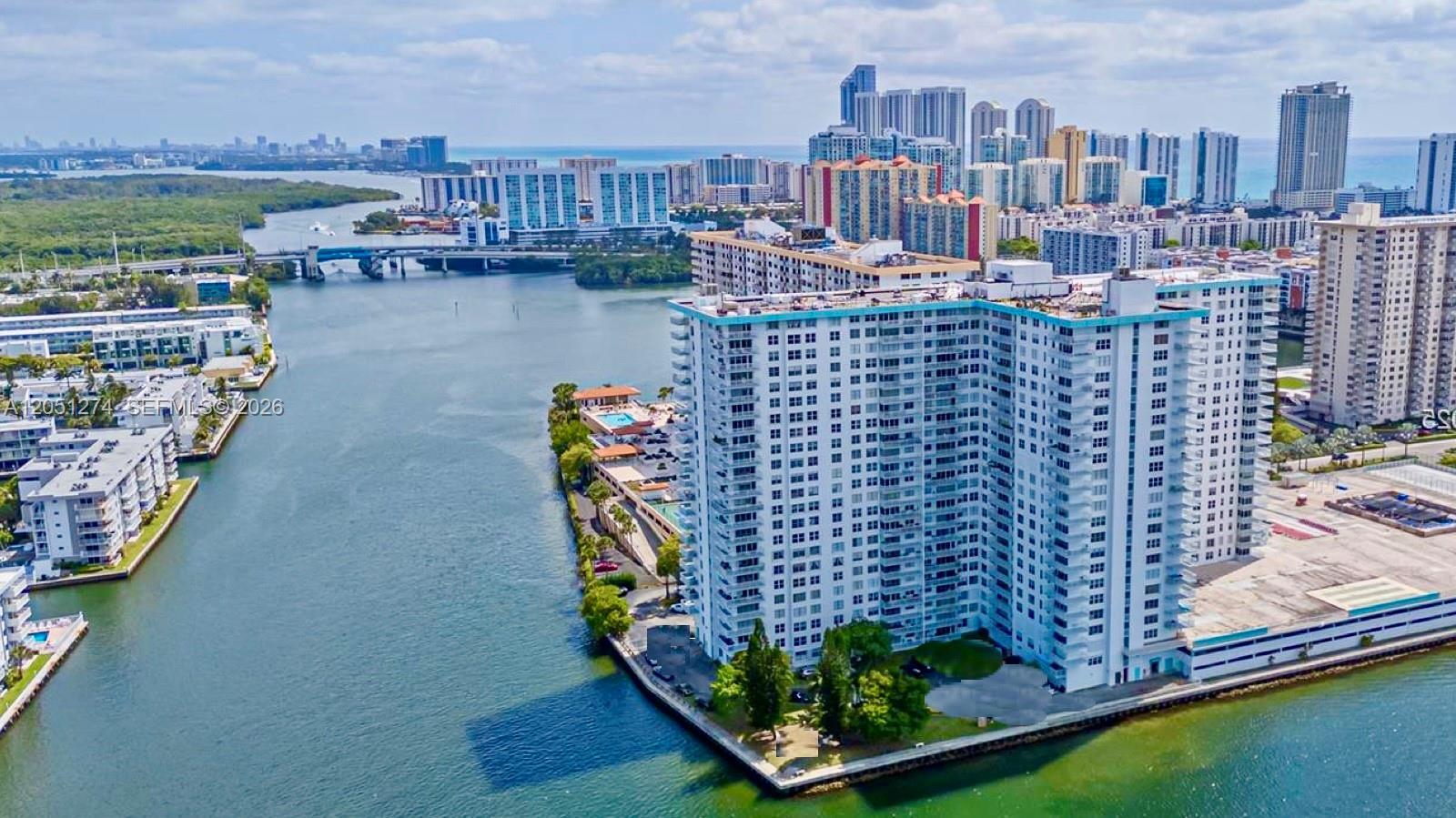 301 174th St # 1907, Sunny Isles Beach FL 33160 photo 2