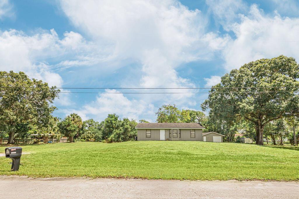 18565 47th Court N, Loxahatchee FL 33470 photo 3