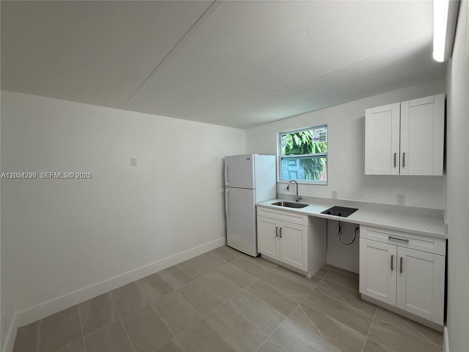 6765 SW 34th St # 1, Miami FL 33155