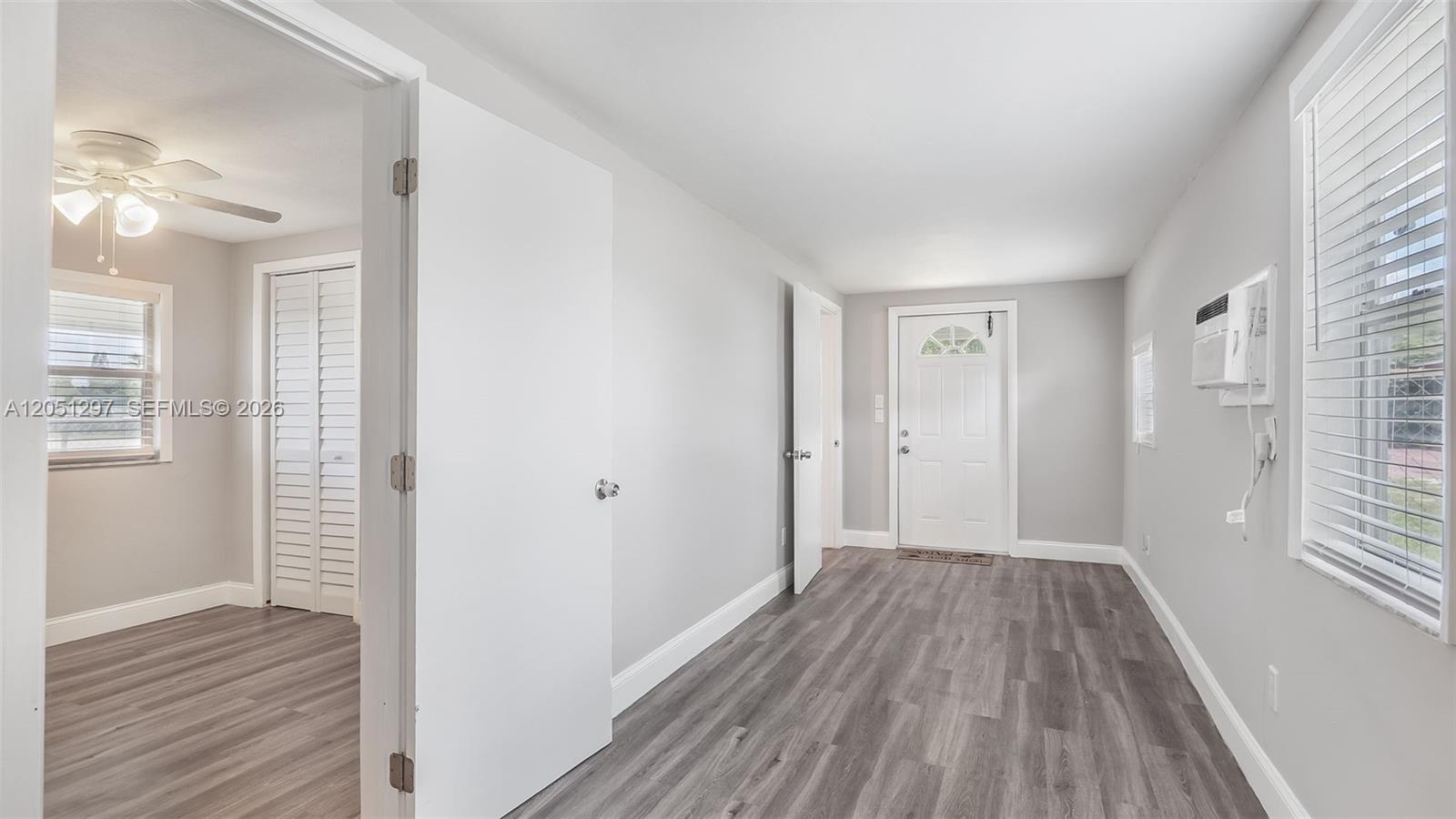 523 N 60th Way, Hollywood FL 33024 photo 3