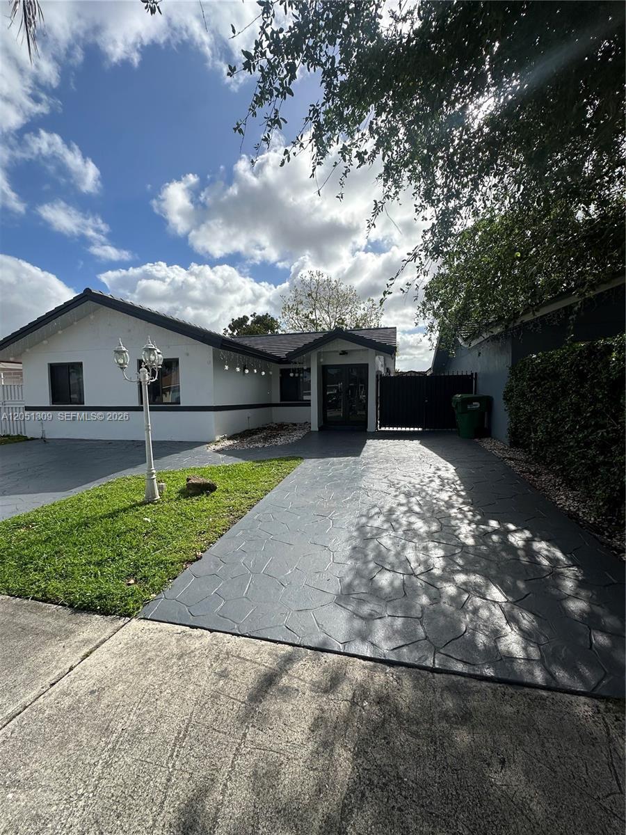 5923 SW 147th Pl, Miami FL 33193 photo 2