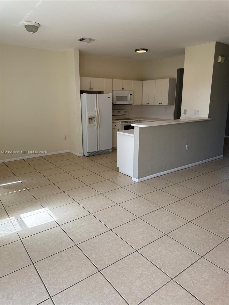 944 SW 154th Path # 944, Miami FL 33194 photo 5