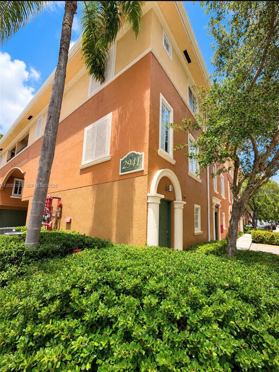 2941 NE 185th St # 1311, Aventura FL 33180 photo 2
