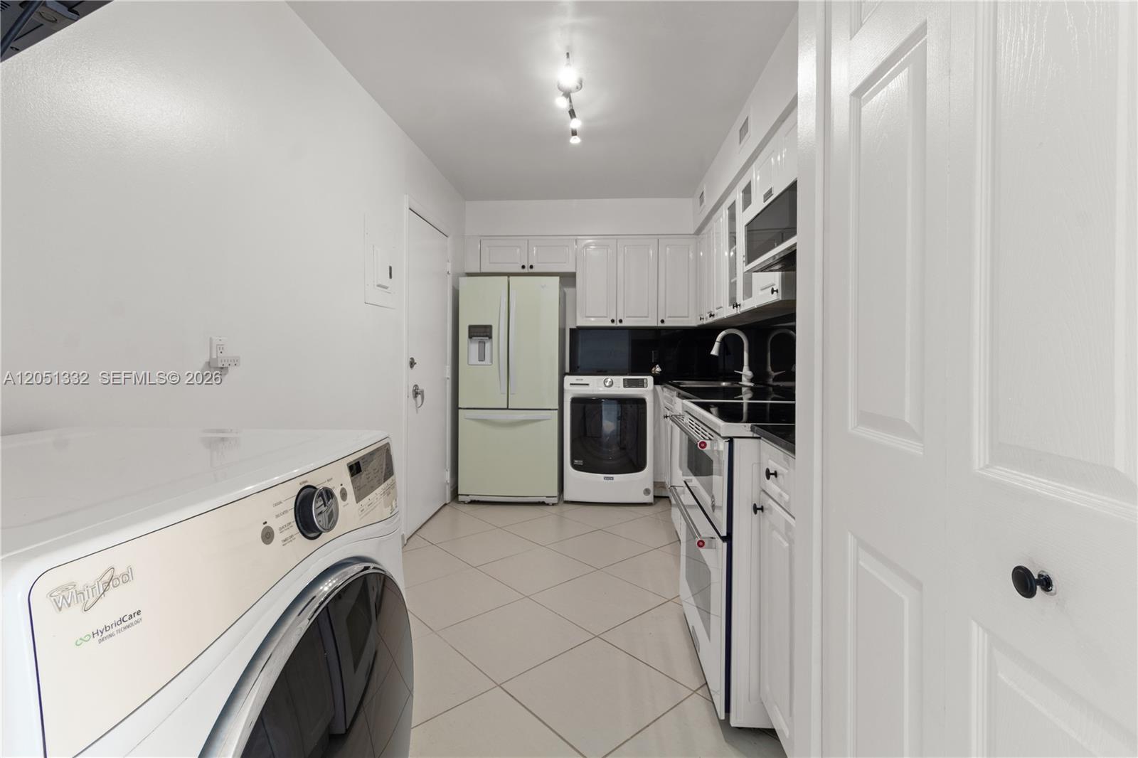 6770 Indian Creek Dr # 12R, Miami Beach FL 33141 photo 5