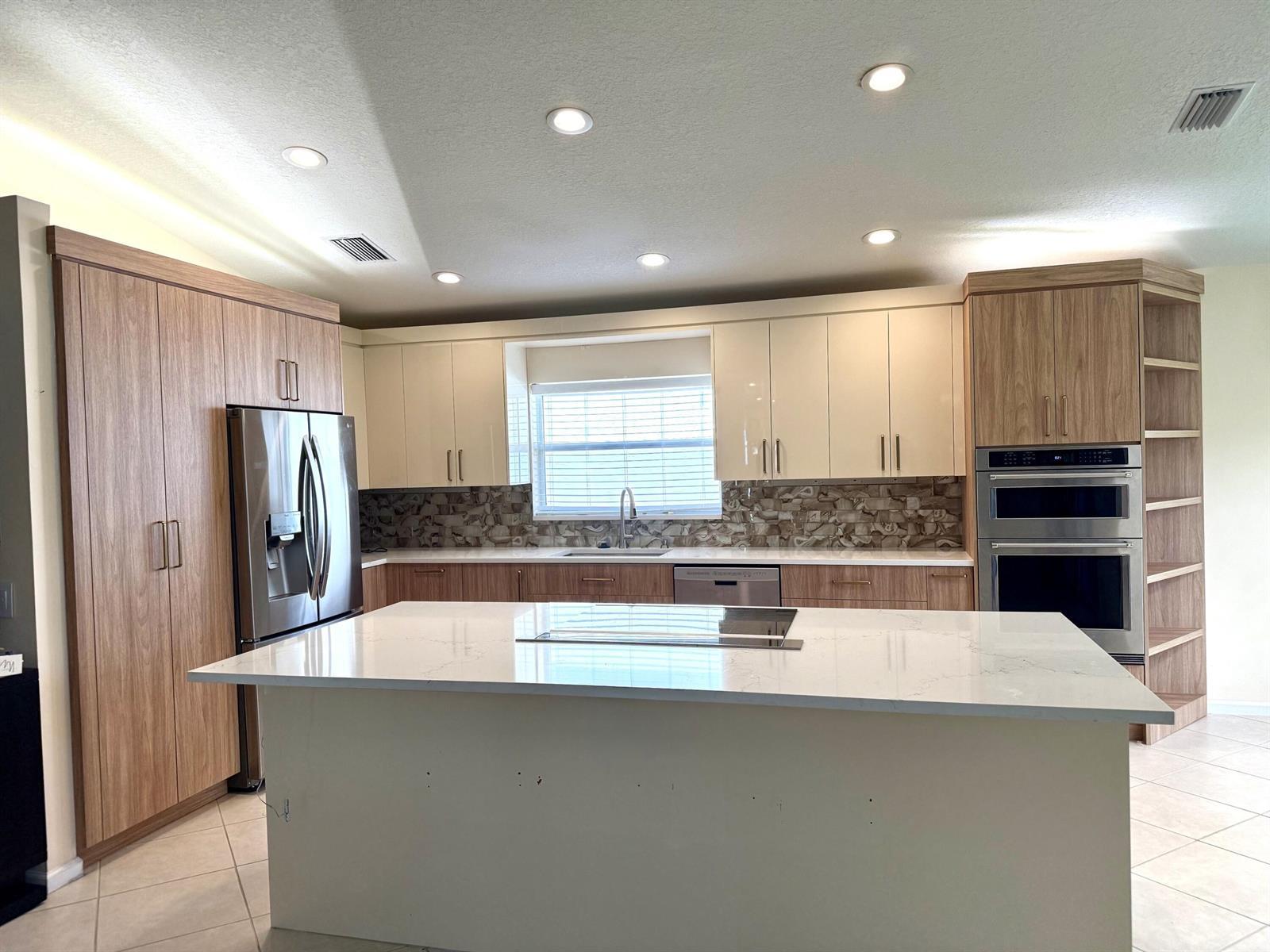 8135 Playa Del Sur Boulevard, Lake Worth FL 33467 photo 2